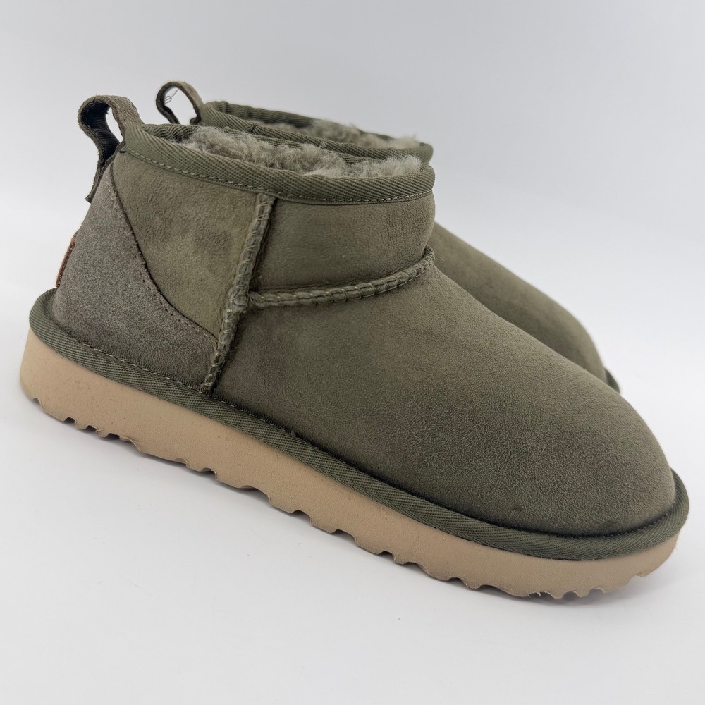 UGG Classic Ultra Mini Women's 7 Burnt Olive Green Suede Ankle Boots Sheepskin